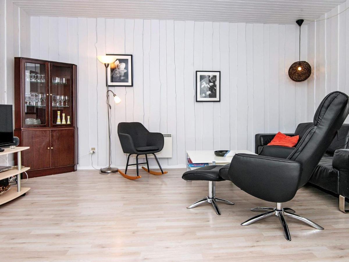 4 Person Holiday Home In R M Romo Kirkeby Bagian luar foto